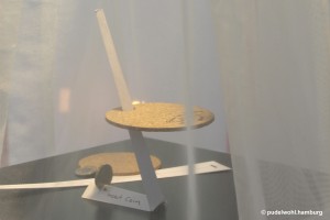 Wohlfühlen | Hamburg | Pudelwohl | Daniel Hunziker | Beistelltisch klappbar 2