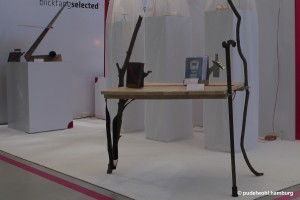 Wohlfühlen | Hamburg | Pudelwohl | Daniel Hunziker | Tisch einrollbar